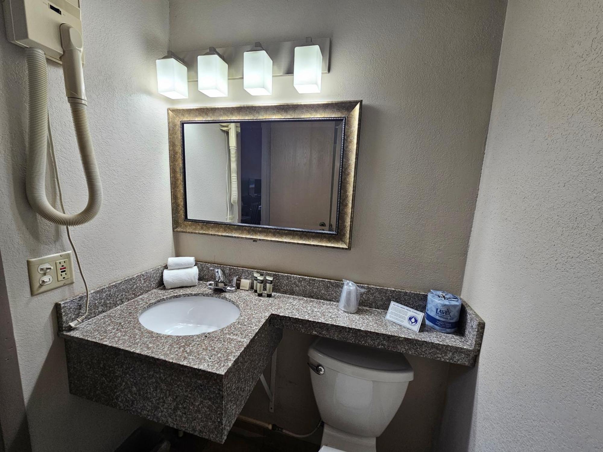 Lodge At Chalk Hill Extérieur photo
